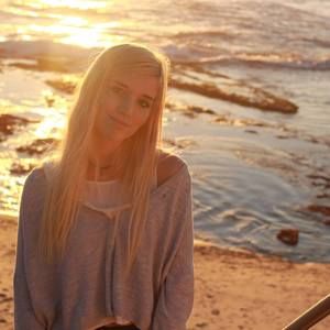 Meet your Posher, Cora